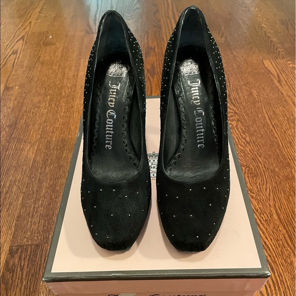 Classic Juicy Couture stiletto heels. Size 8M
